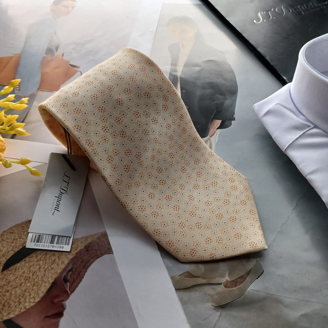 에스 티 듀퐁 실크 연노랑 넥타이 8.4cm 새제품 A18178
 상품이미지2