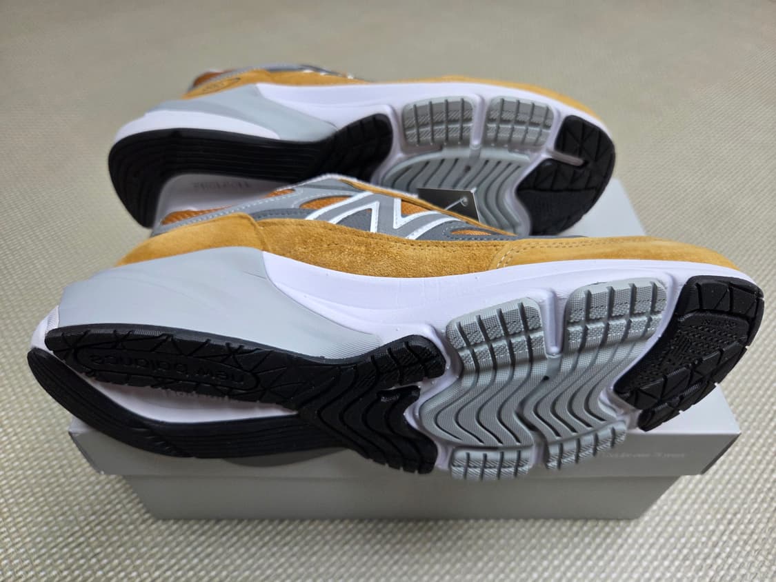 뉴발란스 990v6 메이드 인 USA 워크웨어 그레이 팝니다. 상품이미지4