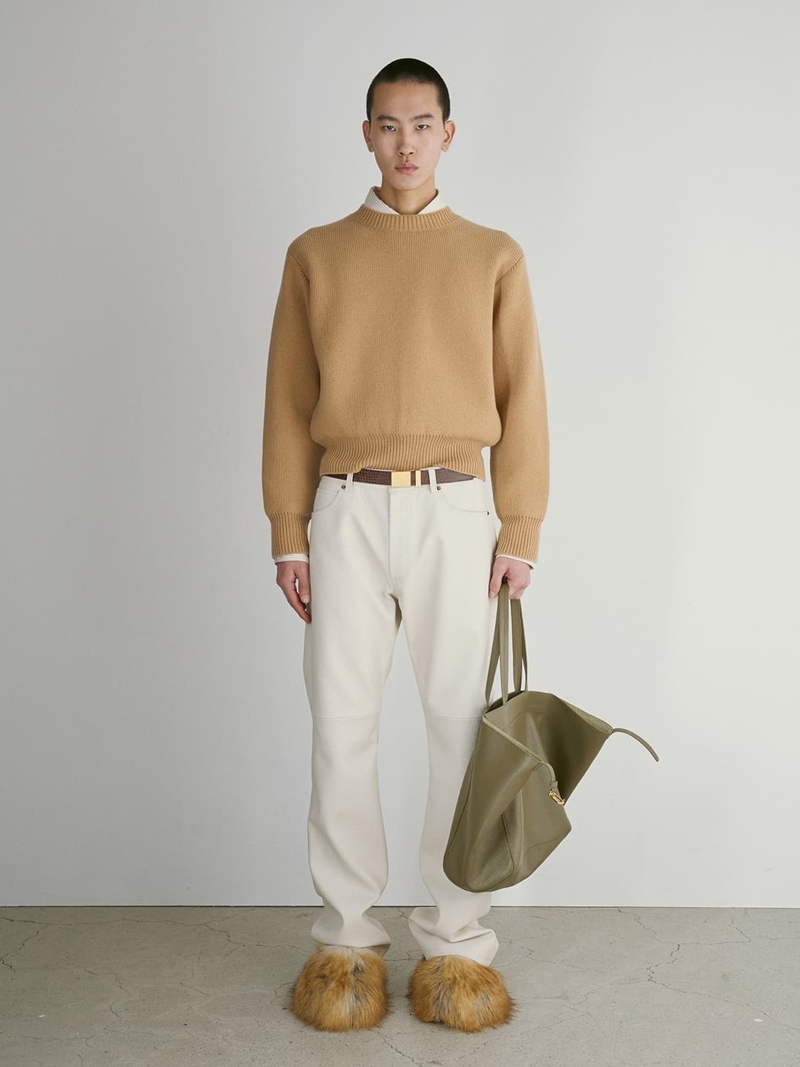 렉토 라운드넥 니트 상품이미지9