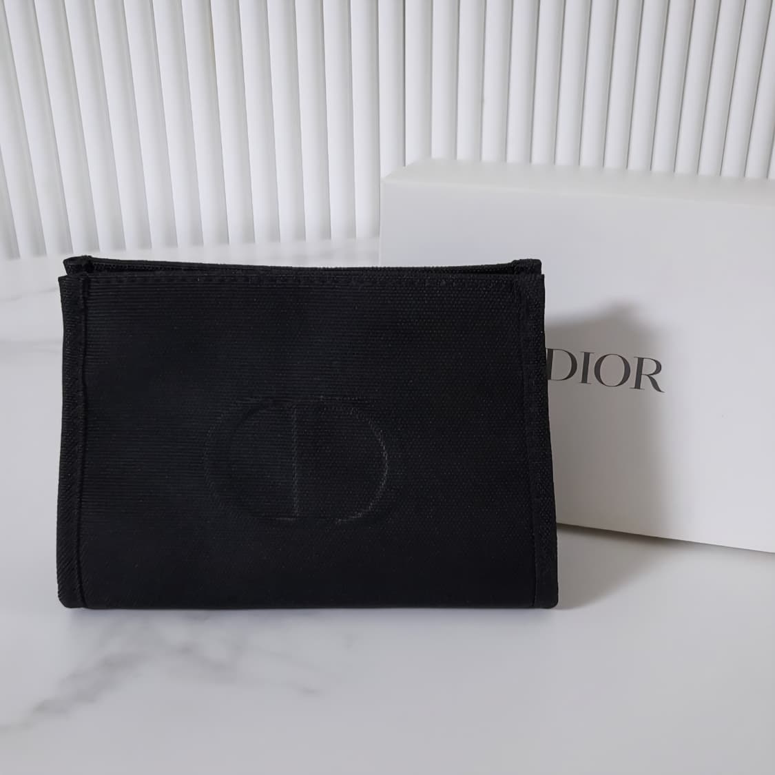 디올 뷰티 트라페제 파우치 상품이미지2