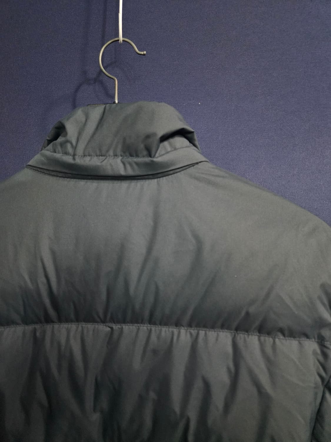 닥스 차콜컬러 남성 110 다운 패딩  상품이미지9