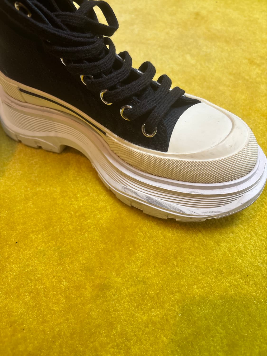 Alexander McQueen Tread Slick 하이탑 스니커즈 상품이미지8