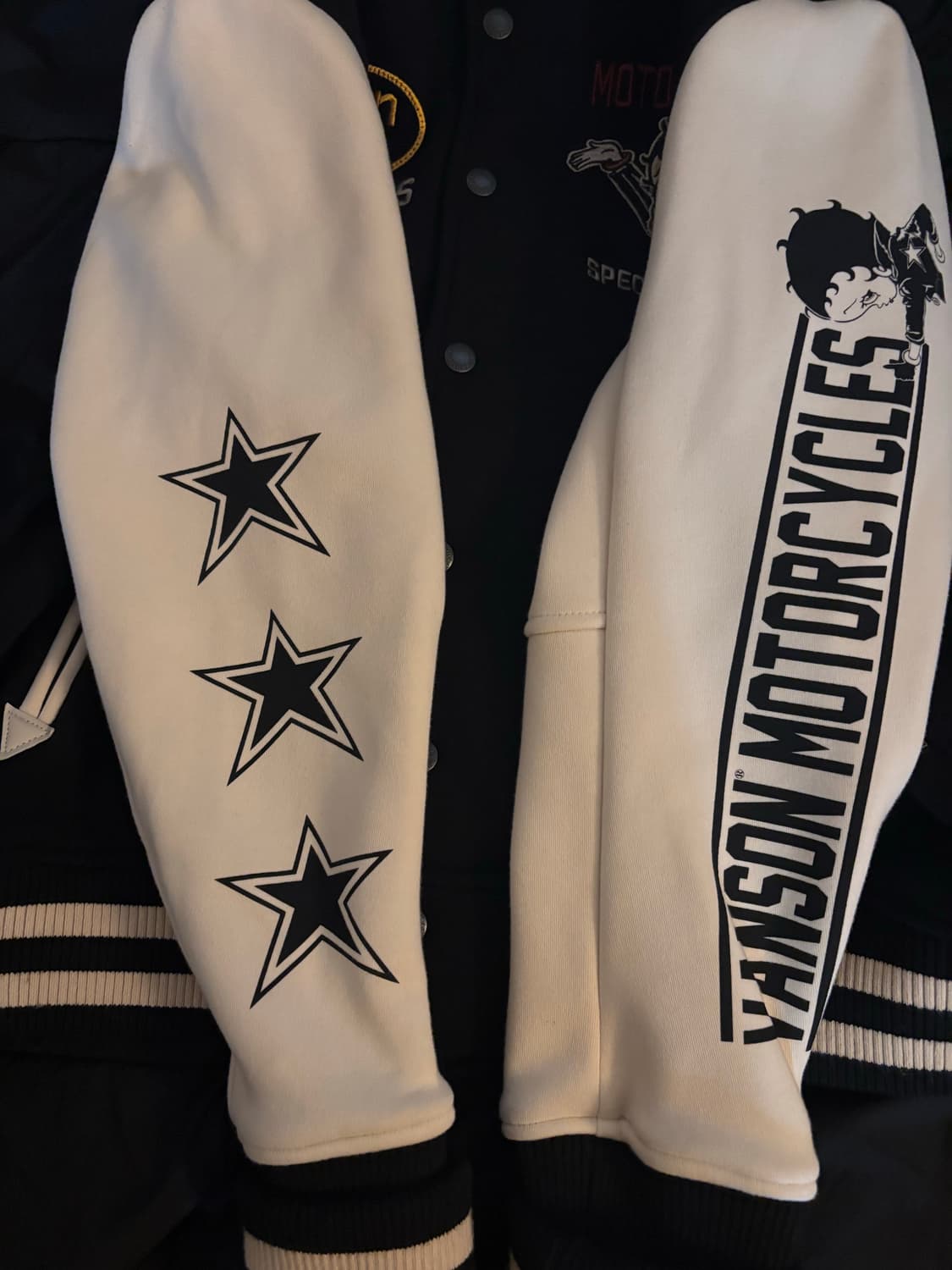 밴슨 레더 베티붑 바시티 자켓 상품이미지3