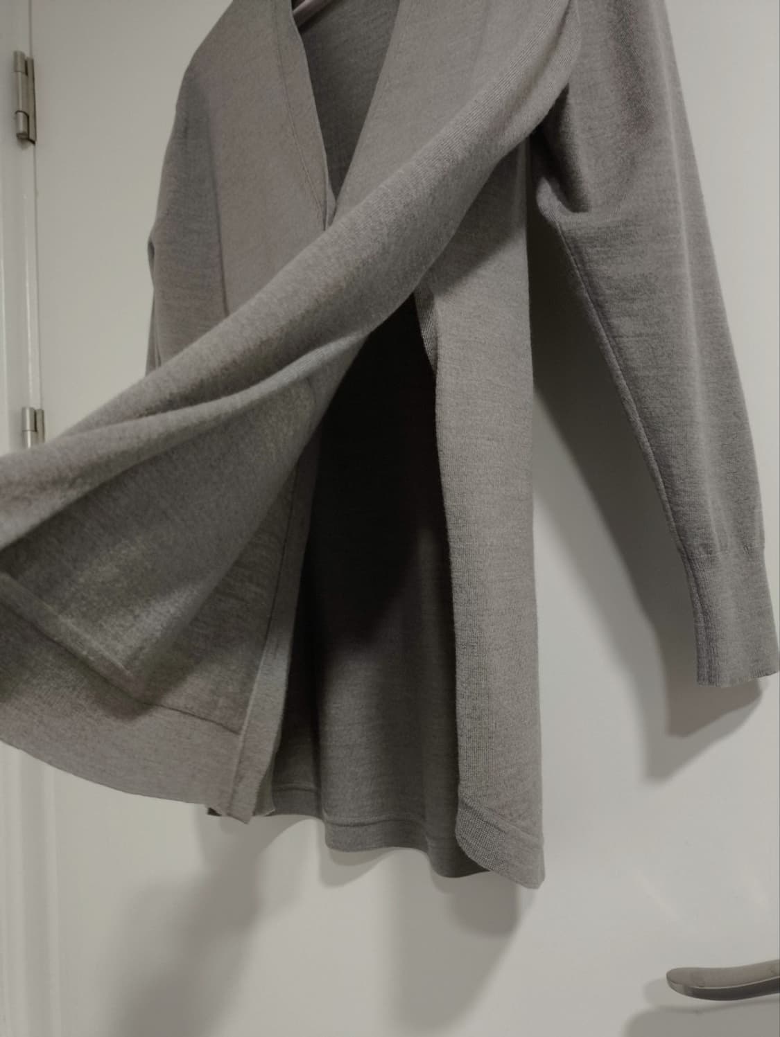 85 겐조 메탈로고 옆트임 가디건 오버핏 상품이미지4