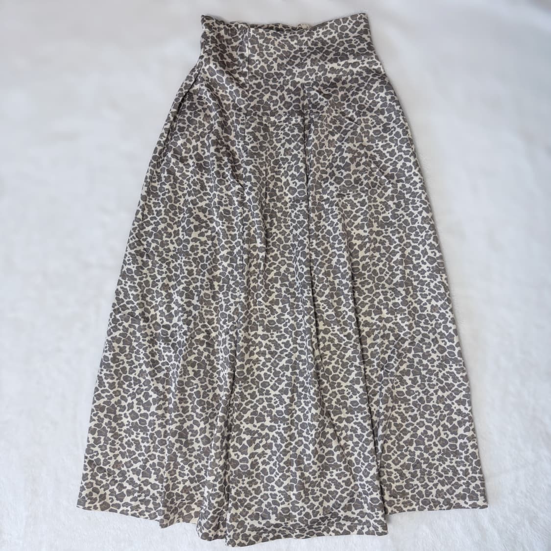 Mystic 히메갸루 오네갸루 핀턱 호피 롱스커트 ≽^•⩊•^≼ 상품이미지1