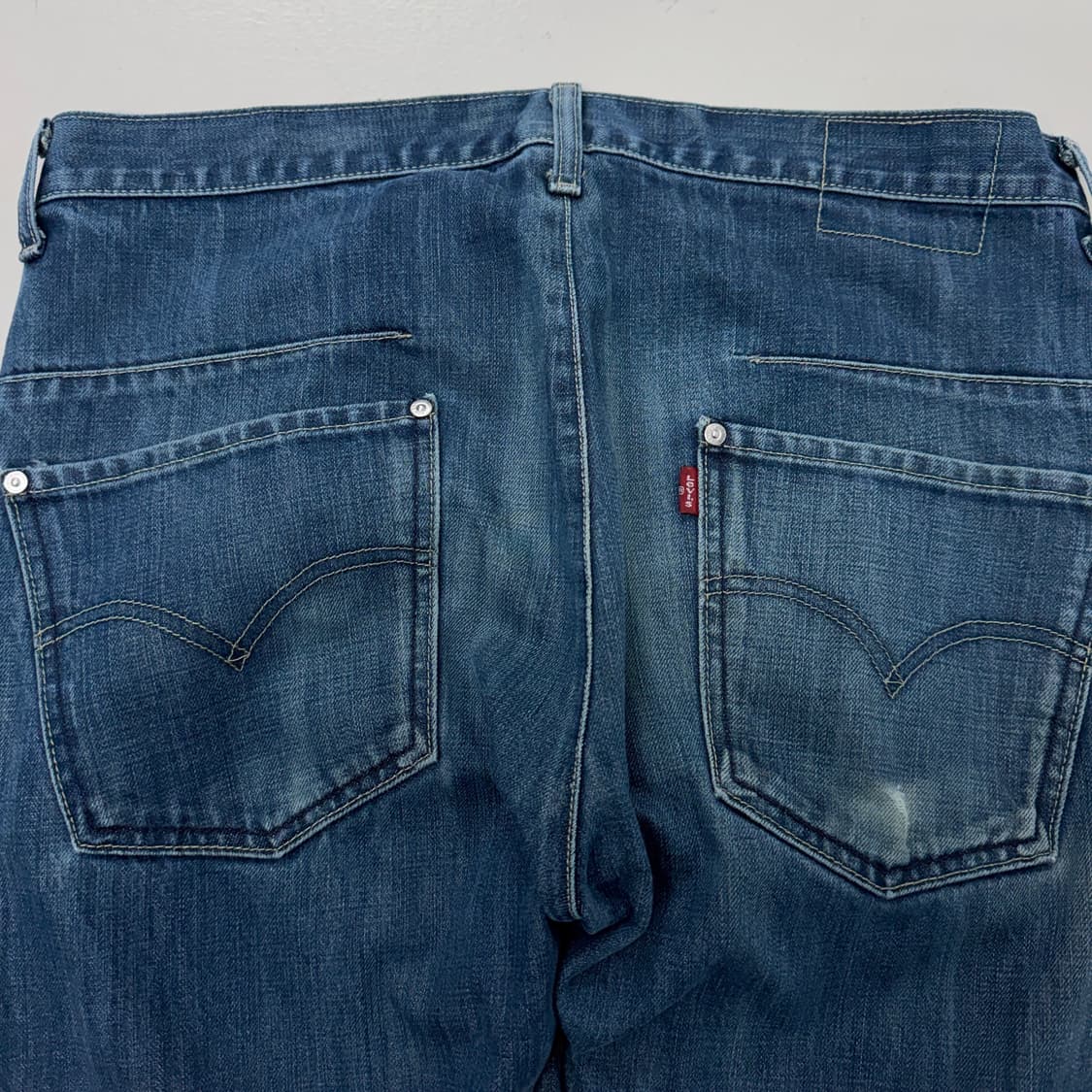 리바이스 엔진 엔지니어드 워싱 데님팬츠 상품이미지6