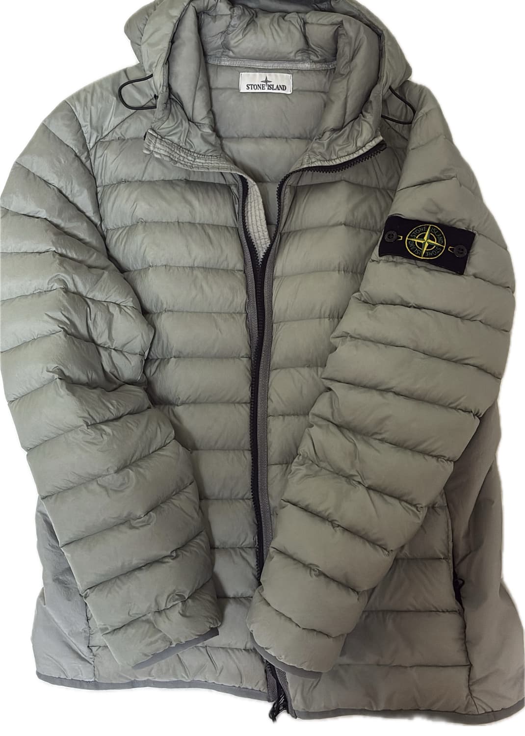 스톤아일랜드 경량패딩 판매합니다. 상품이미지1