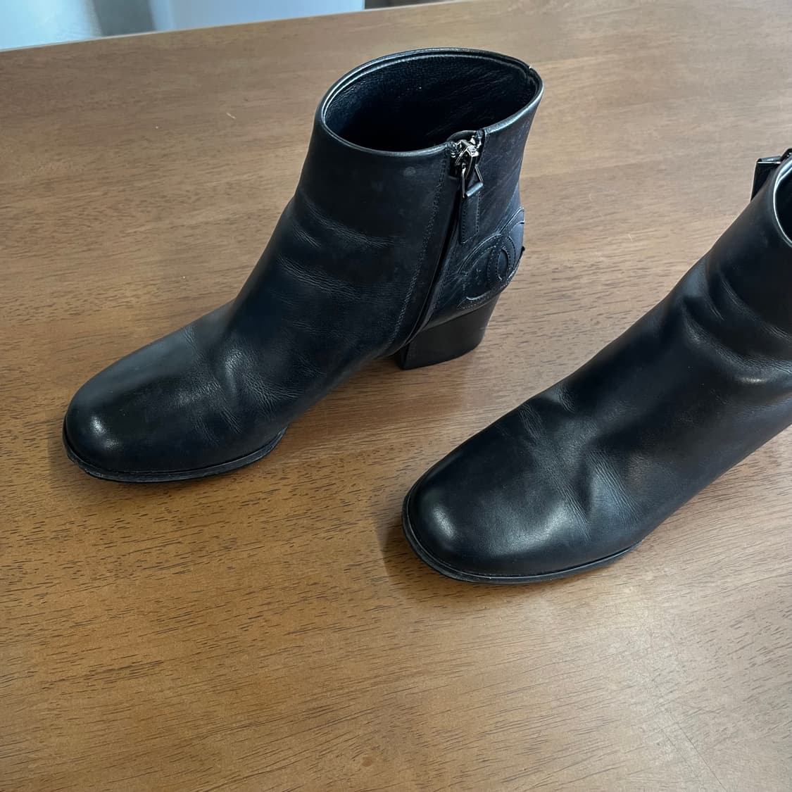 샤넬 앵클 부츠 36.5C 상품이미지3