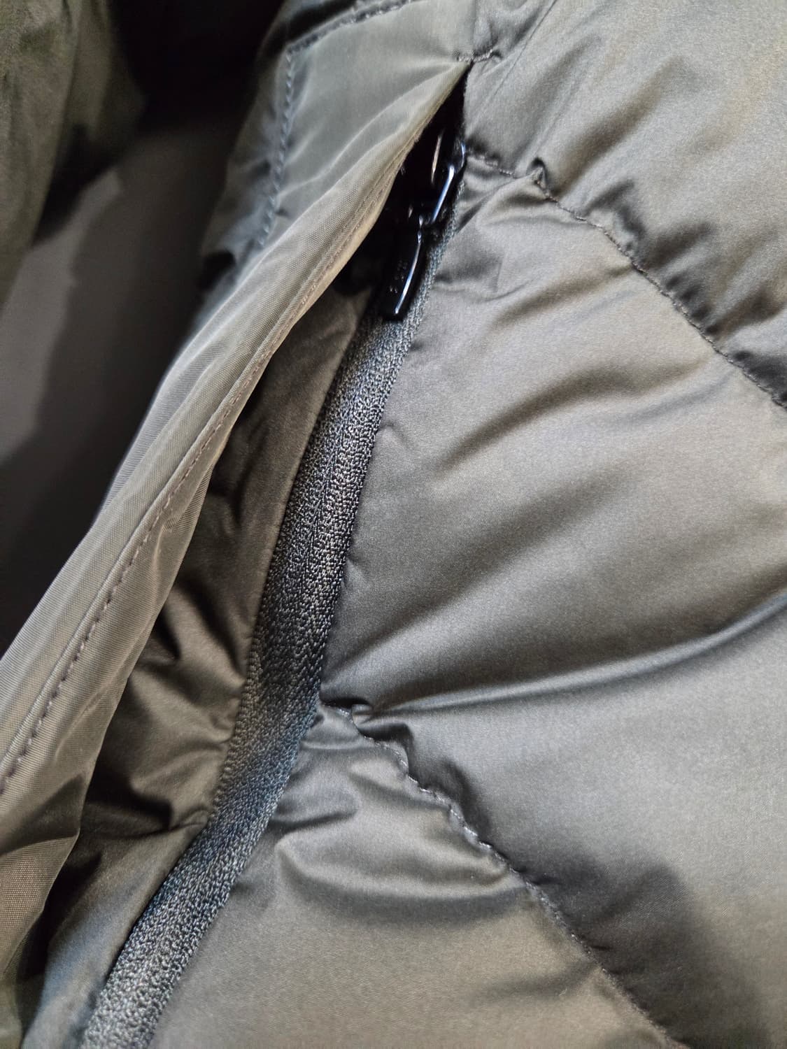 G-Star RAW 패딩 점퍼 후드 탈부착(XS/여성/택없음) 상품이미지4