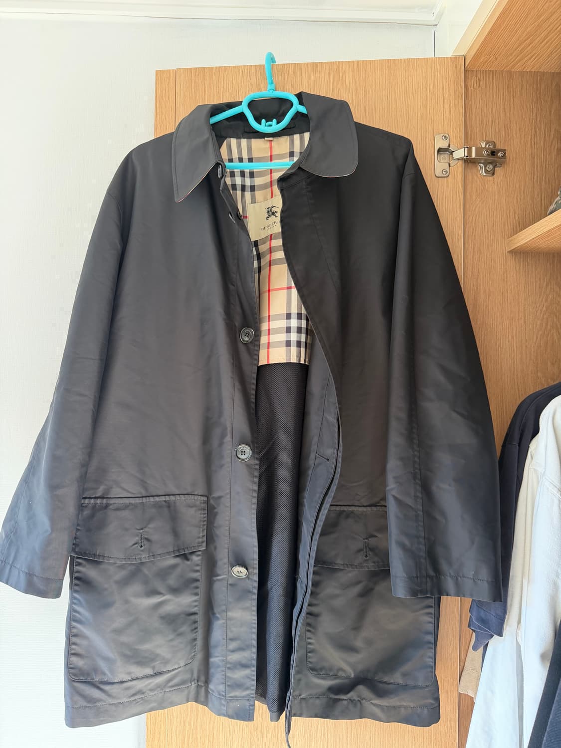 버버리 런던 맥코트 Richardlea 블랙 M 노바체크 정품 상품이미지1