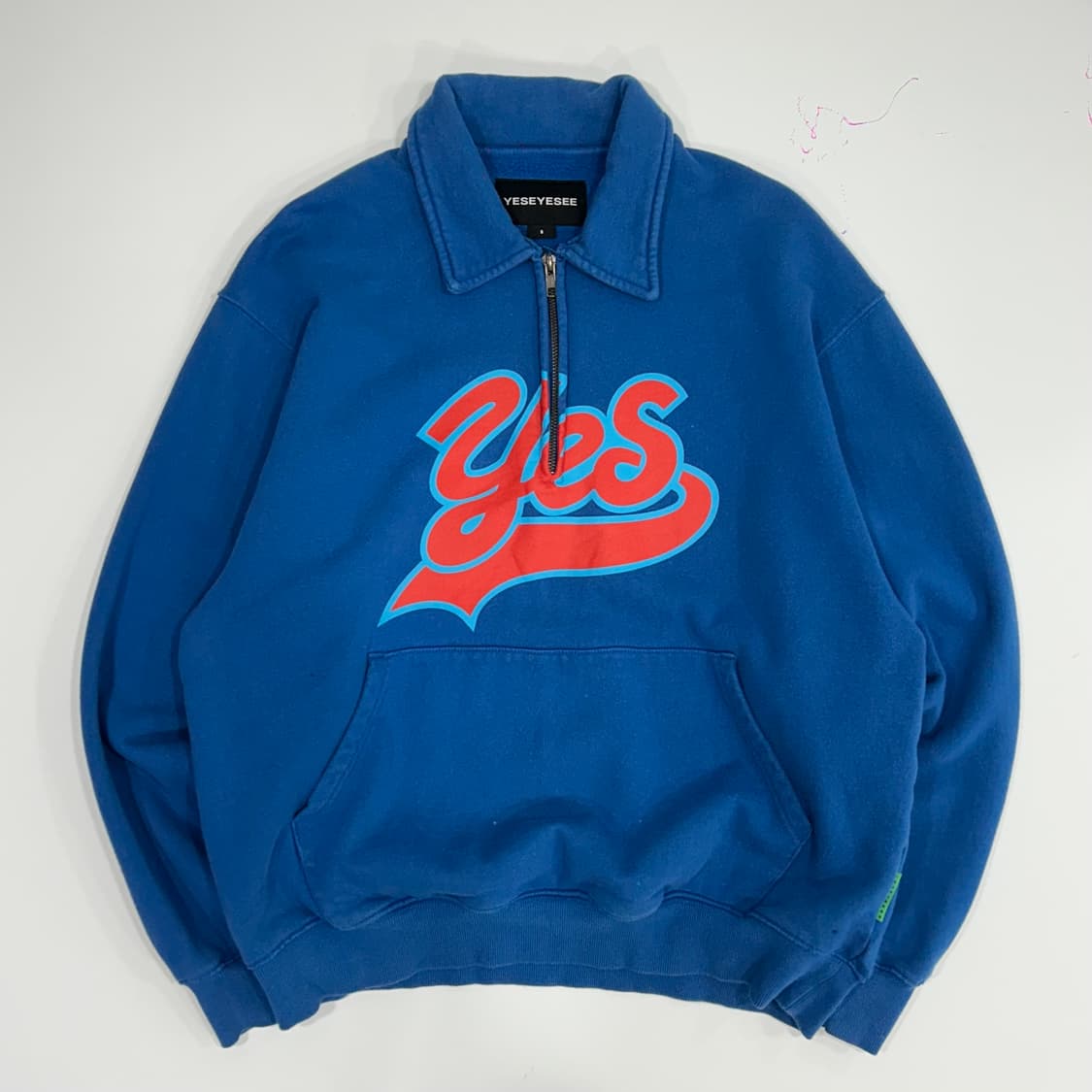 Yeseyesee 예스아이씨 yes그래픽 블루 반집업  상품이미지3