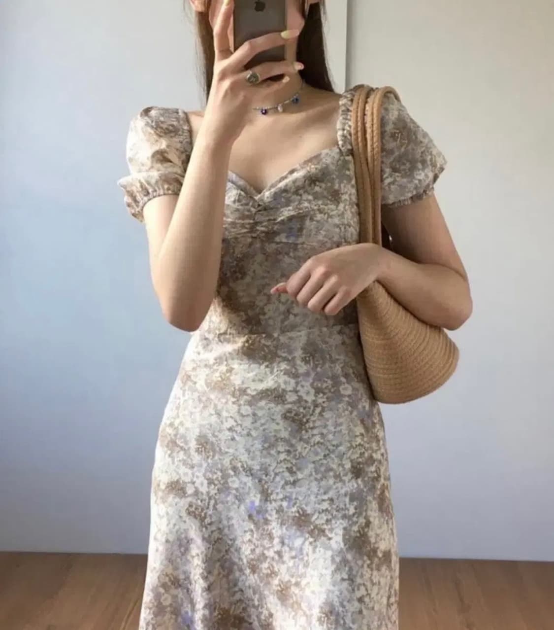 [새상품] 루루서울 마가렛 퍼프 롱 드레스 베이지 상품이미지1