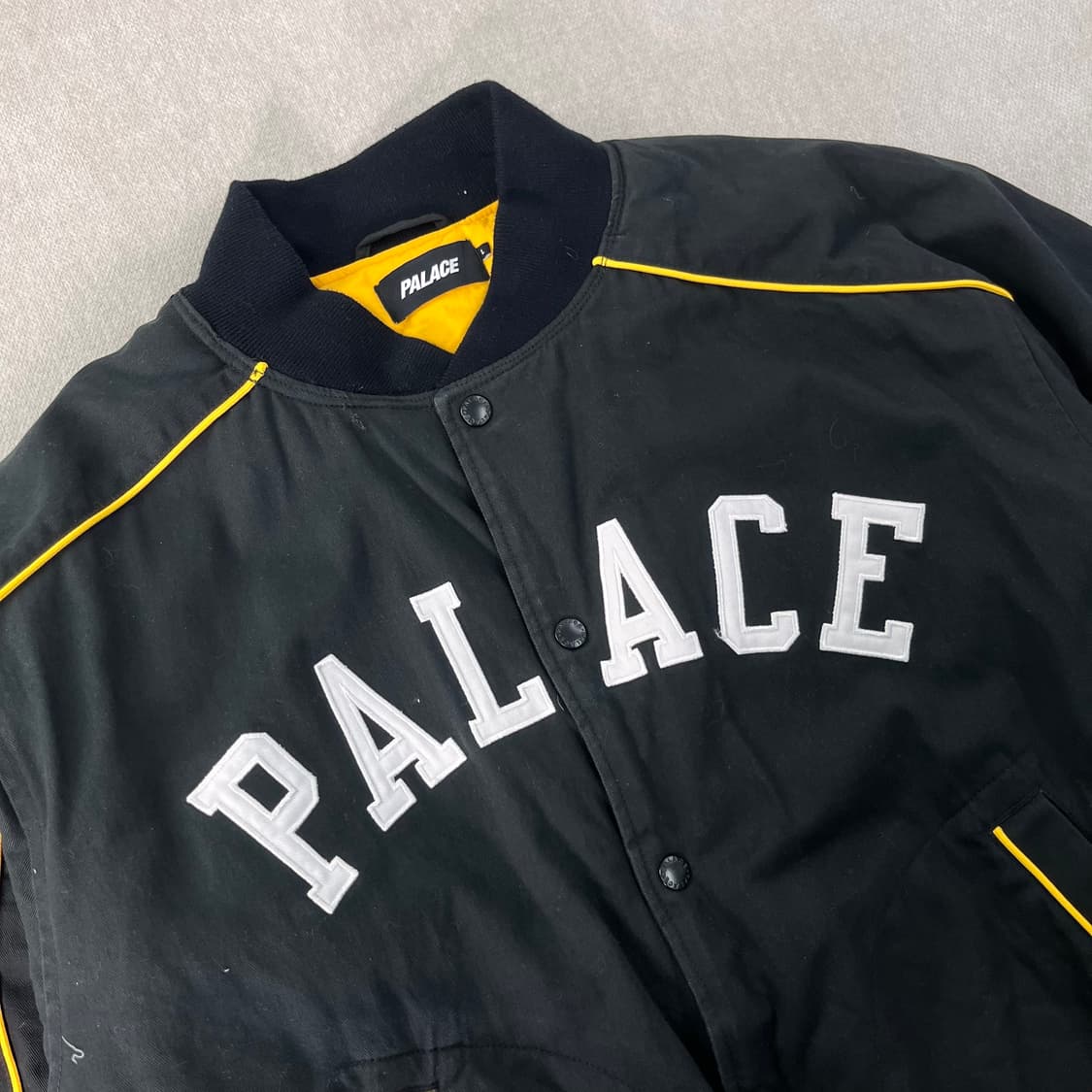 105 팔라스 22ss 고트 바시티 자켓 상품이미지3