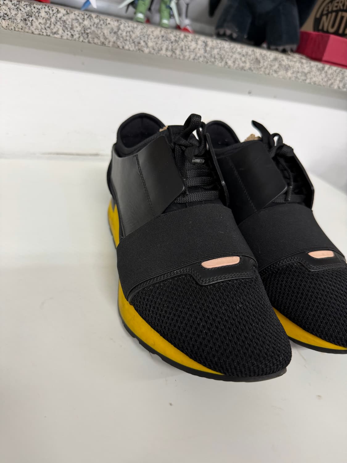 정품) 발렌시아가 레이스 러너 스니커즈 40 상품이미지3