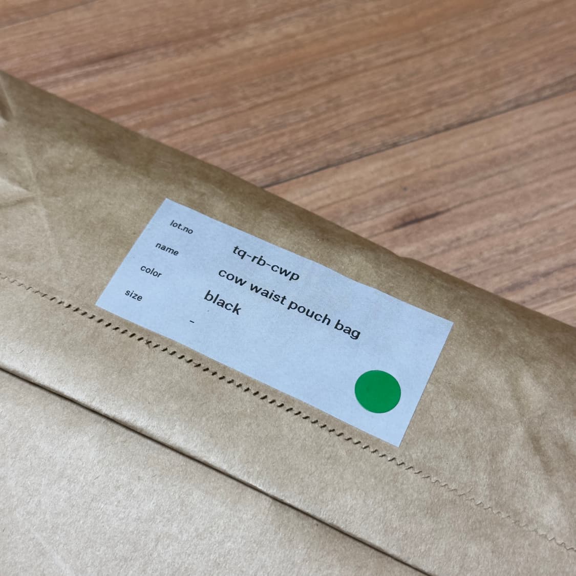 Hender Scheme 핸더스킴 카우레더 파우치백 블랙 상품이미지4