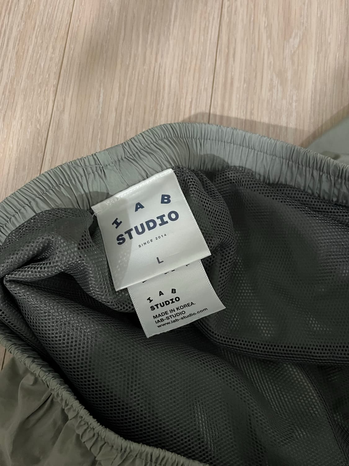 아이앱 우븐 쇼츠 그레이 L 상품이미지4