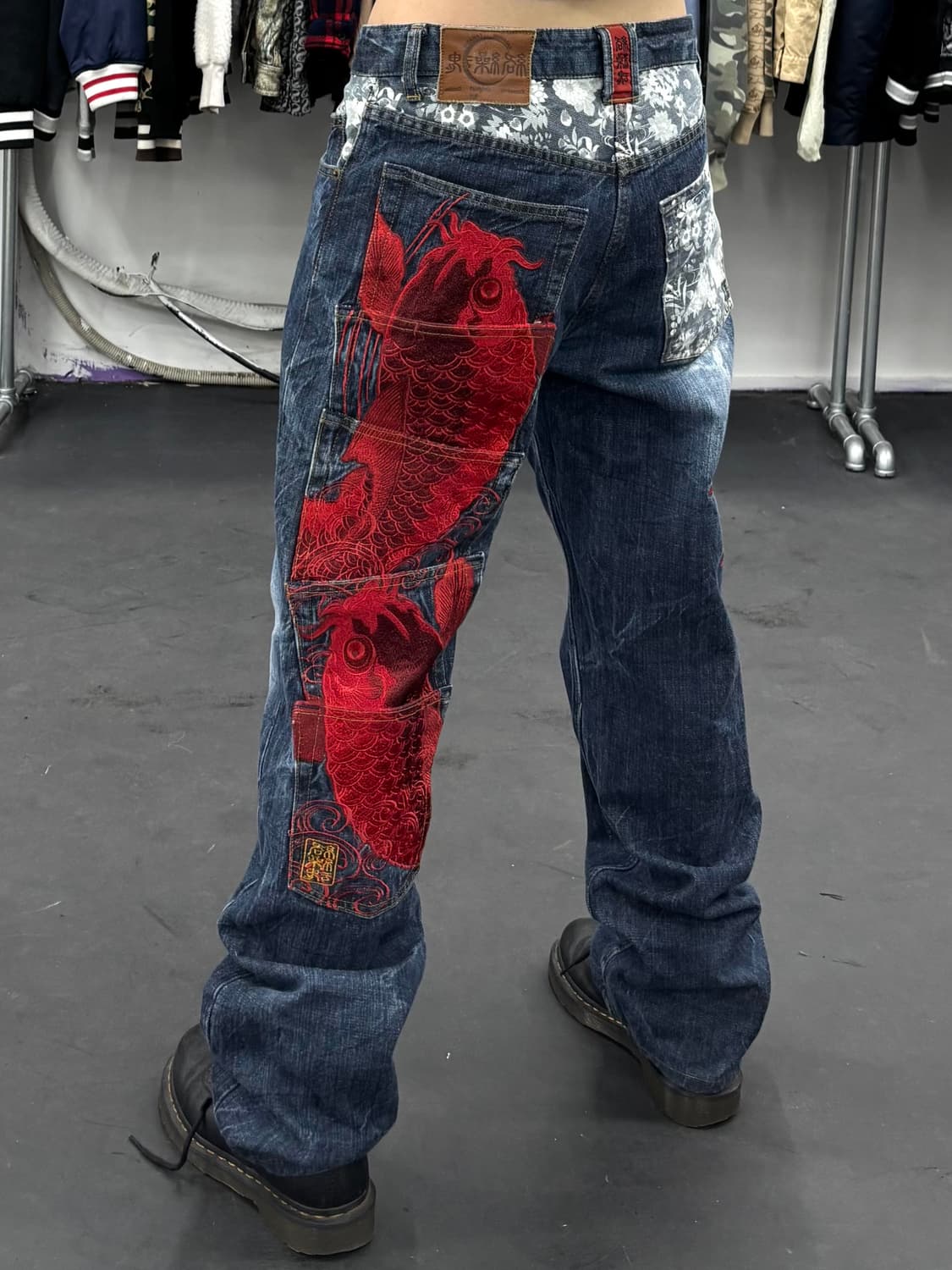 카라쿠리 타마시 오리엔탈 잉어 데님팬츠 상품이미지1