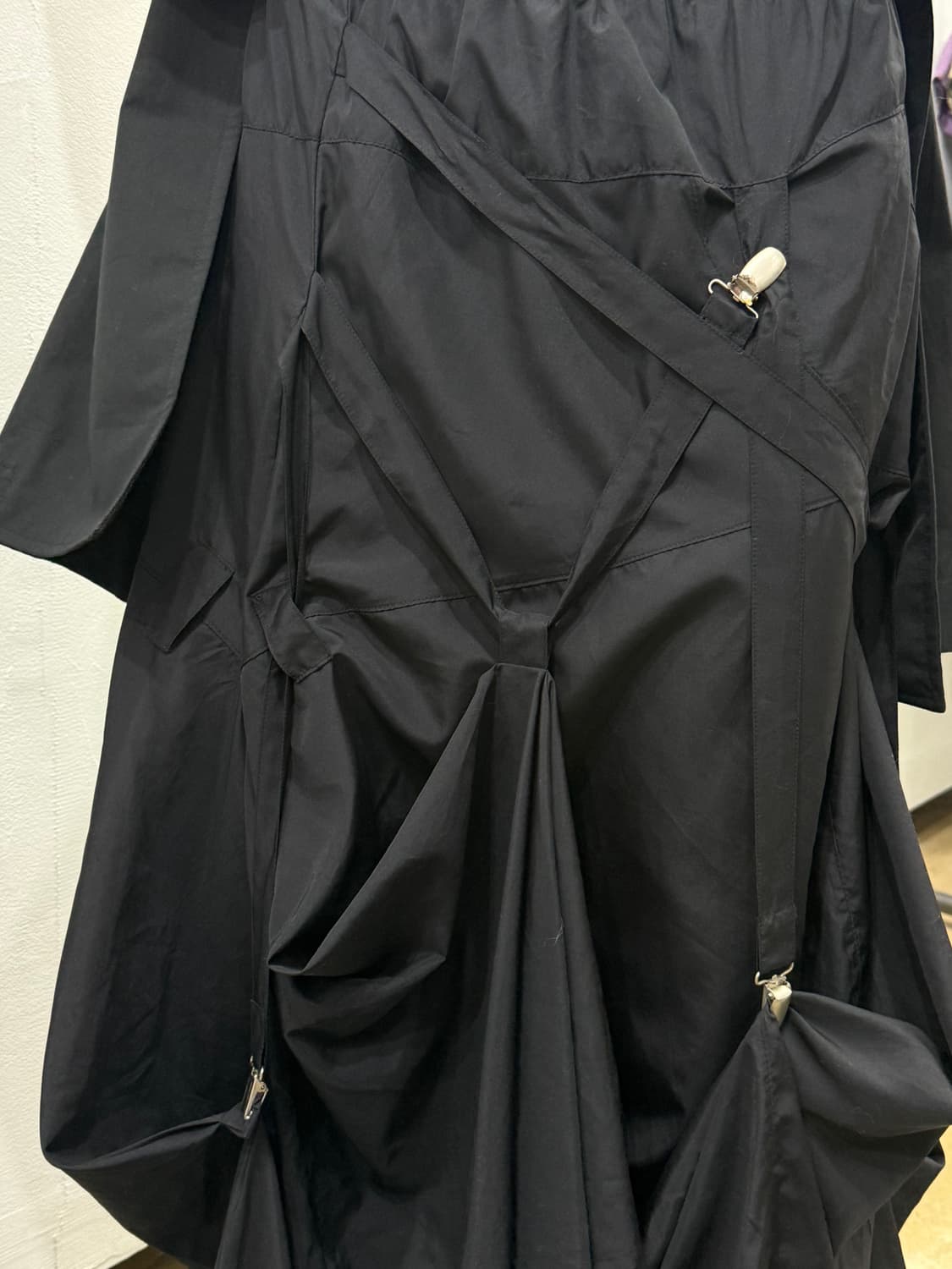 본디지 디테일 밴딩 아방가르드 롱 스커트 상품이미지5