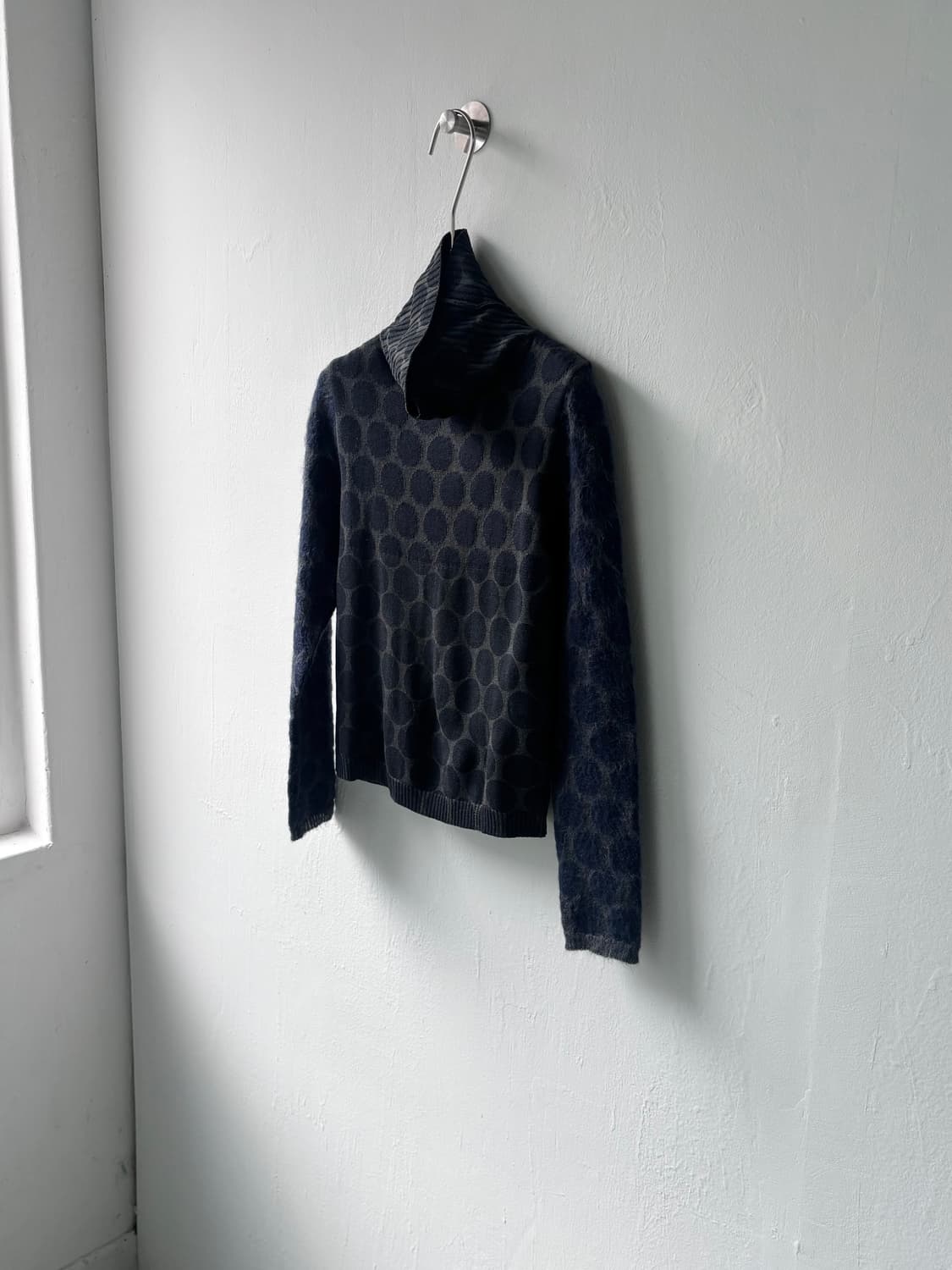 언더커버 00aw 도트 터틀넥 상품이미지5