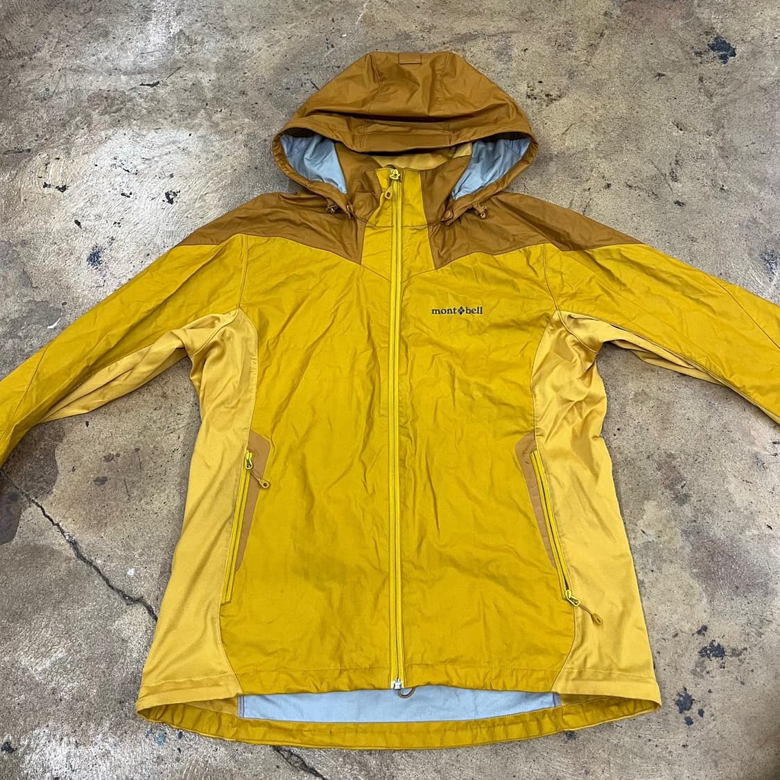 [정품/XL]  몽벨 윈드스토퍼 경량 바람막이 자켓 b16 상품이미지3