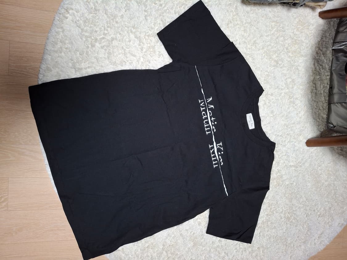 (마지막특가) 마뗑킴 블랙 로고 반팔티 새상푼 상품이미지2