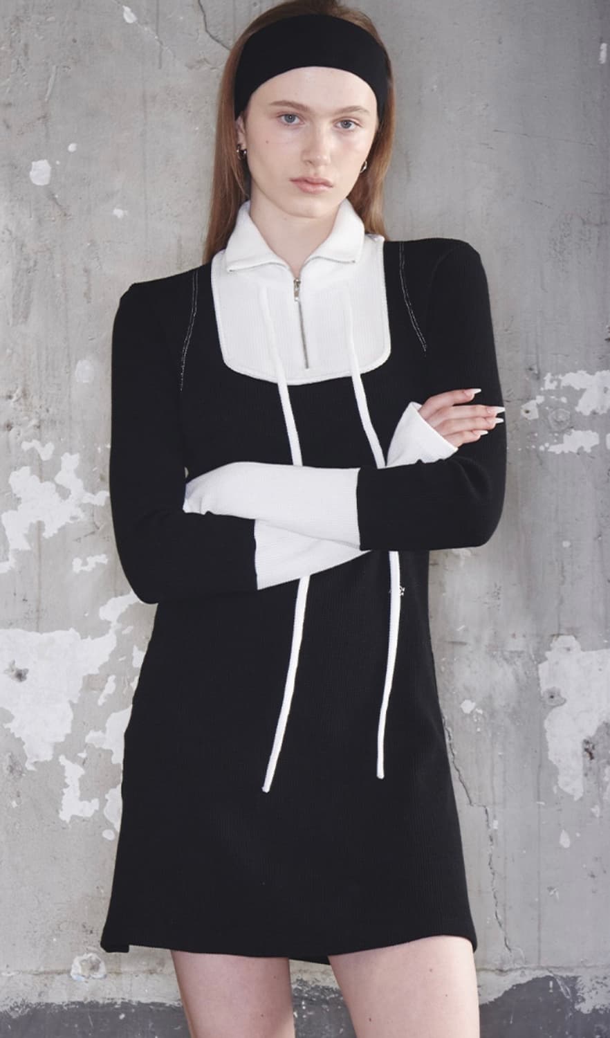 기준 Square Half Zip-up Dress Black S 상품이미지1