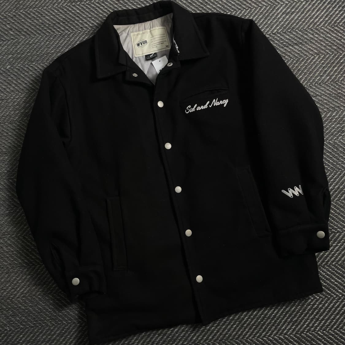 WVUR 스몰로고 빈티지 블랙 누빔 바시티 자켓y 4242 상품이미지1