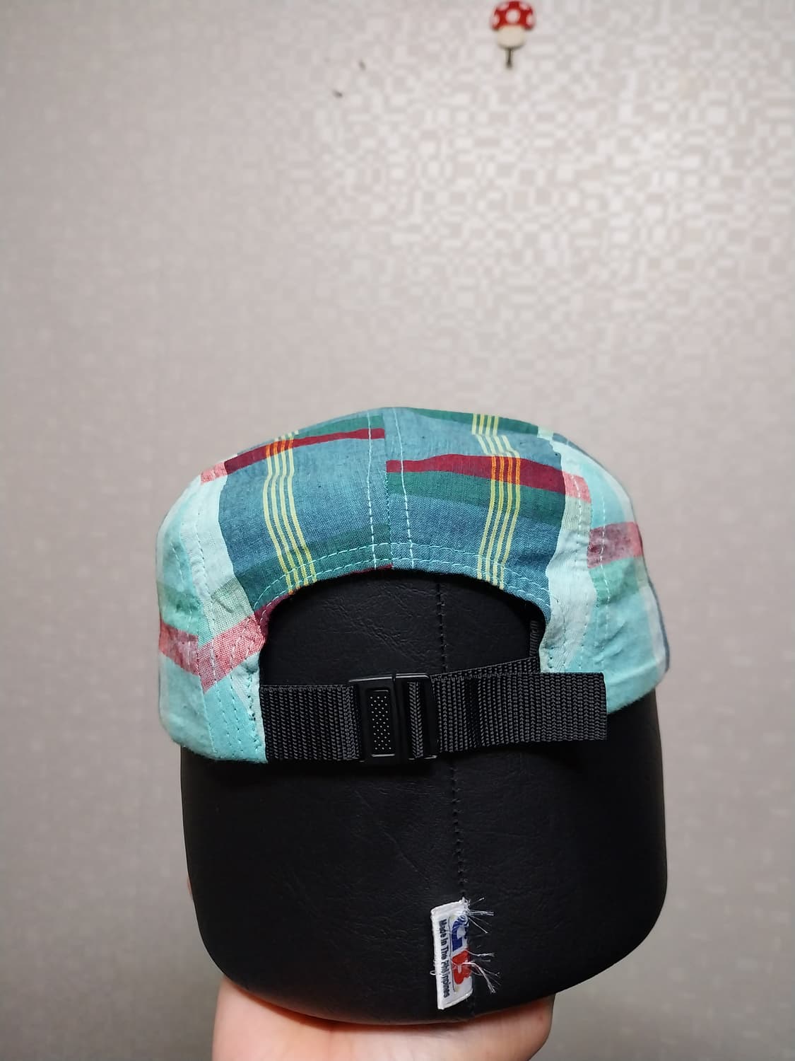 슈프림 체크 캠프캡 상품이미지2