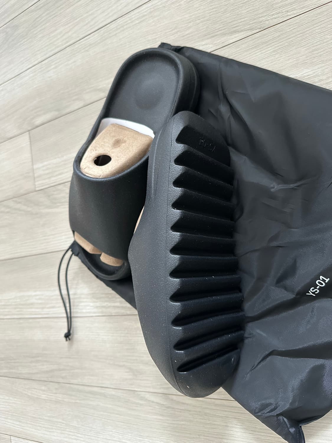 Yeezy 공홈 슬라이드 7사이즈 상품이미지3