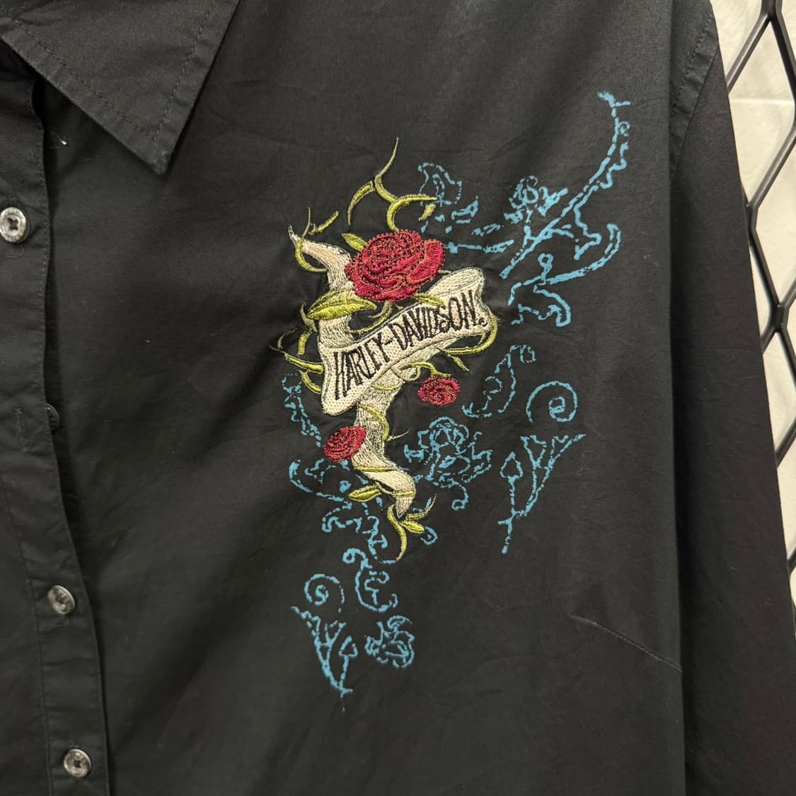 할리데이비슨 긴팔 셔츠 우먼스 장미 레터링 자수 로고 디테일 블랙 상품이미지5