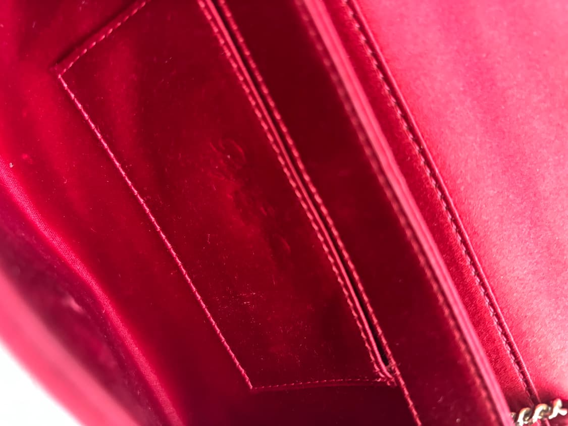 로저비비에 레드 새틴 크리스탈 클러치백 상품이미지7