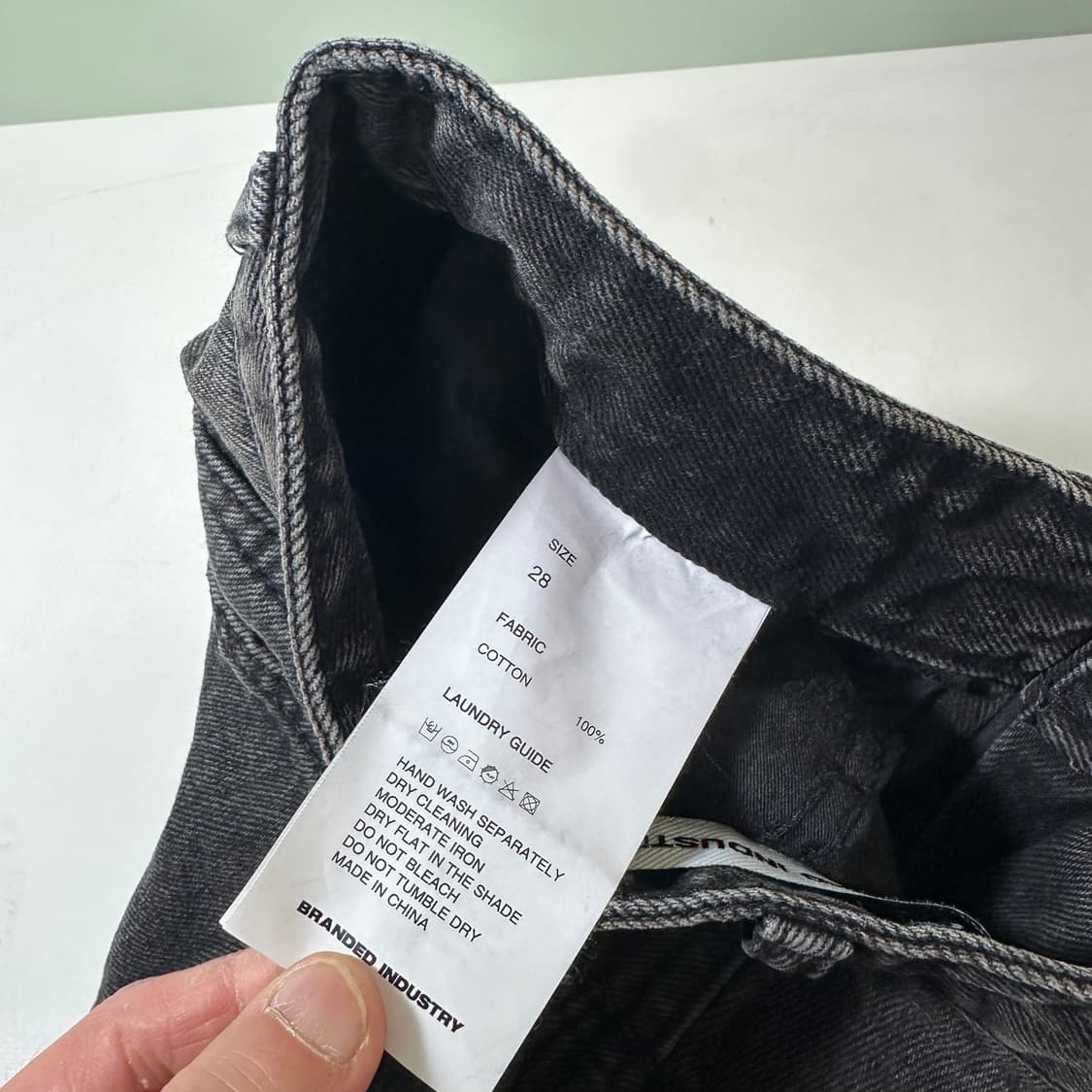 S 브렌디드 인더스트리 빈티지블랙 워시드 일자핏 데님팬츠 상품이미지2