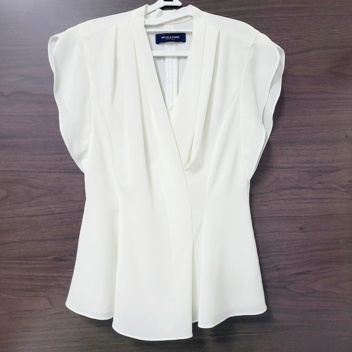 모조에스핀 셔링 살랑 블라우스 (55) 상태완벽 상품이미지1