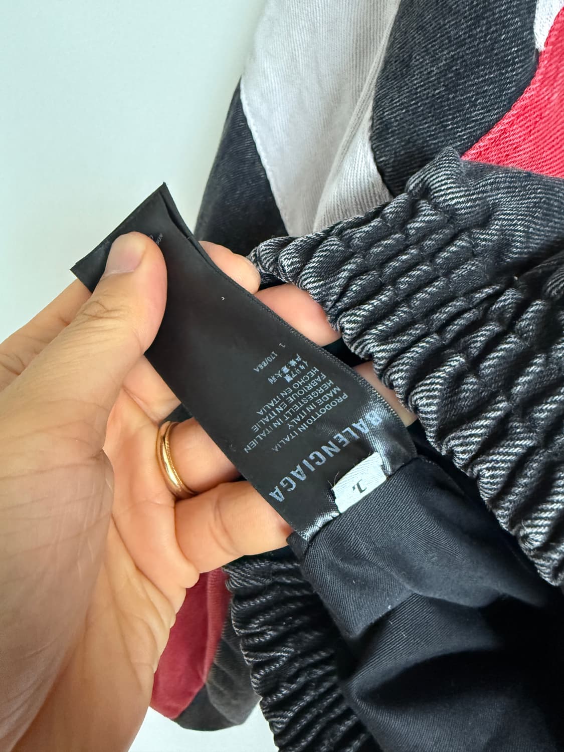 발렌시아가(Balenciaga) 스포티 데님 트랙 자켓 상품이미지9