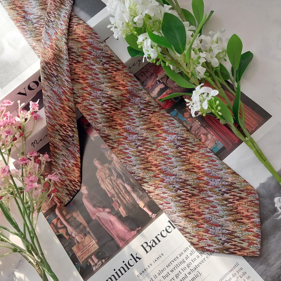 미쏘니 실크 브라운 지그재그 패턴 넥타이 9cm A+등급 K1691
 상품이미지4