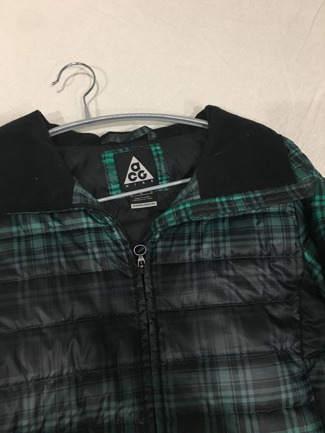 나이키ACG 체크패턴 구스다운 상품이미지4