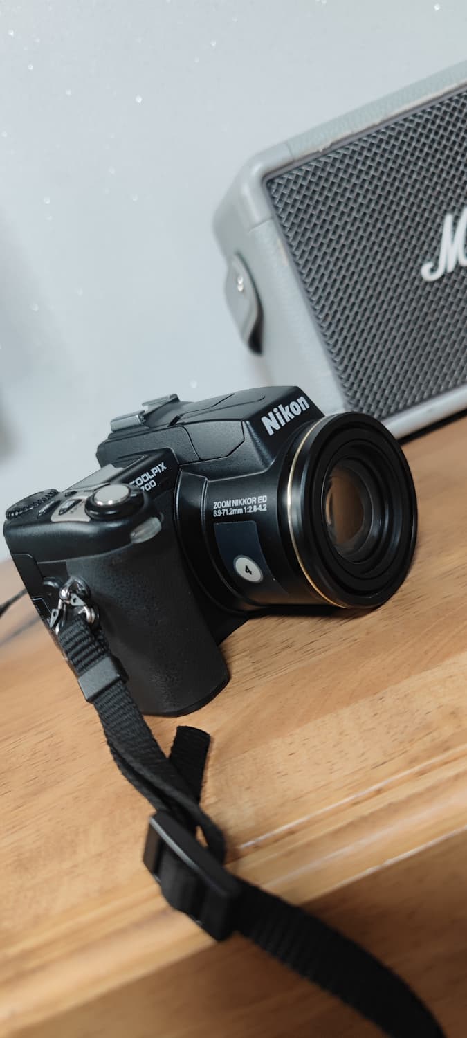 # 니콘 nikon 쿨픽스 5700 하이엔드 셀프 디카 캠코더 급처 상품이미지1