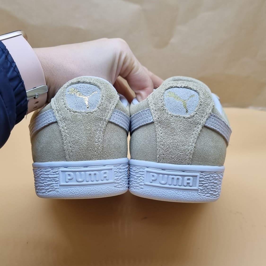 푸마 스웨이드 남성스니커즈260. 상품이미지4