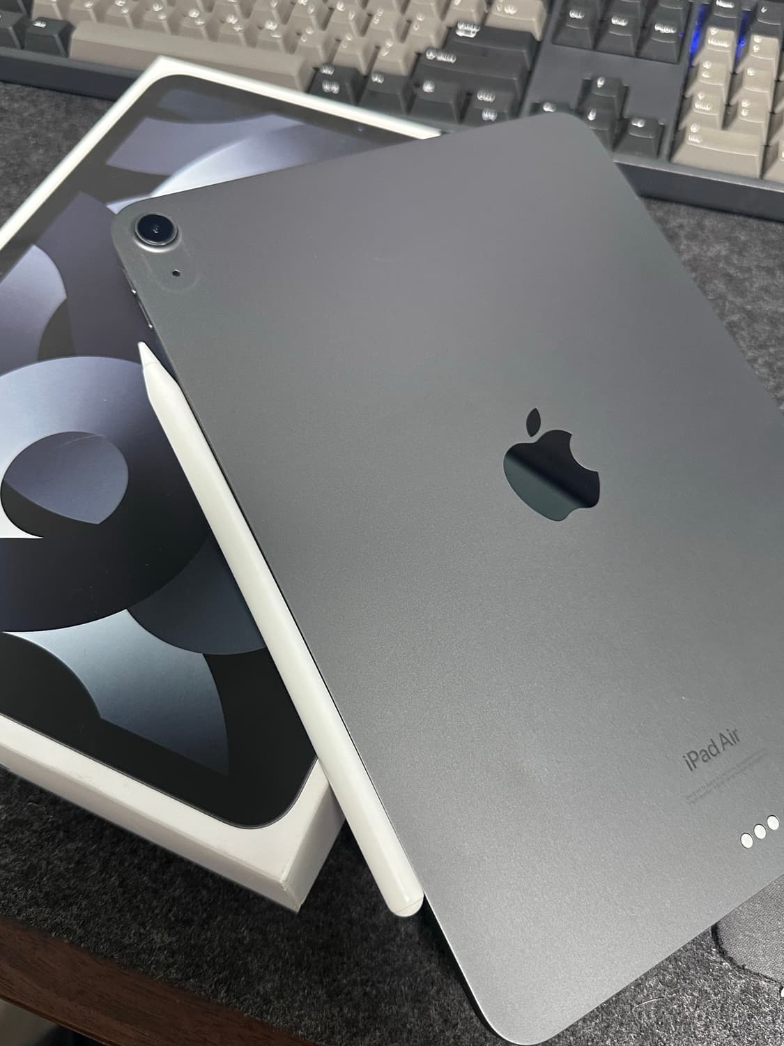 아이패드 에어5세대 wifi 64GB 모델 상품이미지1