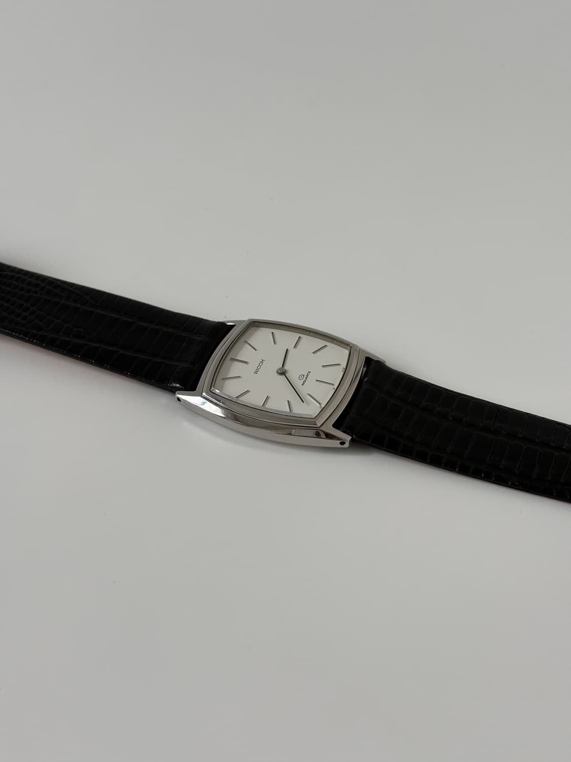 리코 RICOH 빈티지 시계 1980년대 커브드 스퀘어 탱크 리쿼츠 상품이미지6