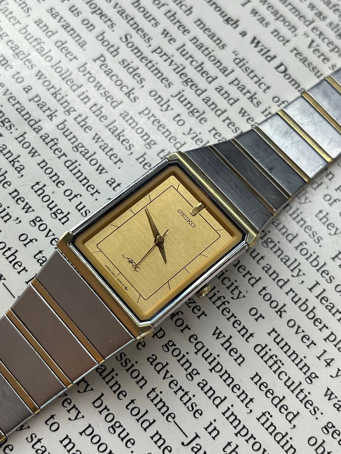 Seiko ARC Tank Quartz Vintage Watch 상품이미지2