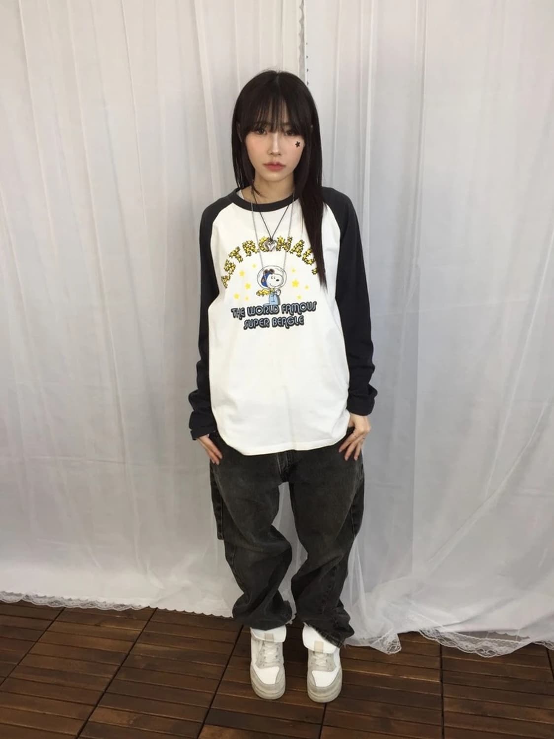 Snoopy Astro Nut Raglan Tee 상품이미지1