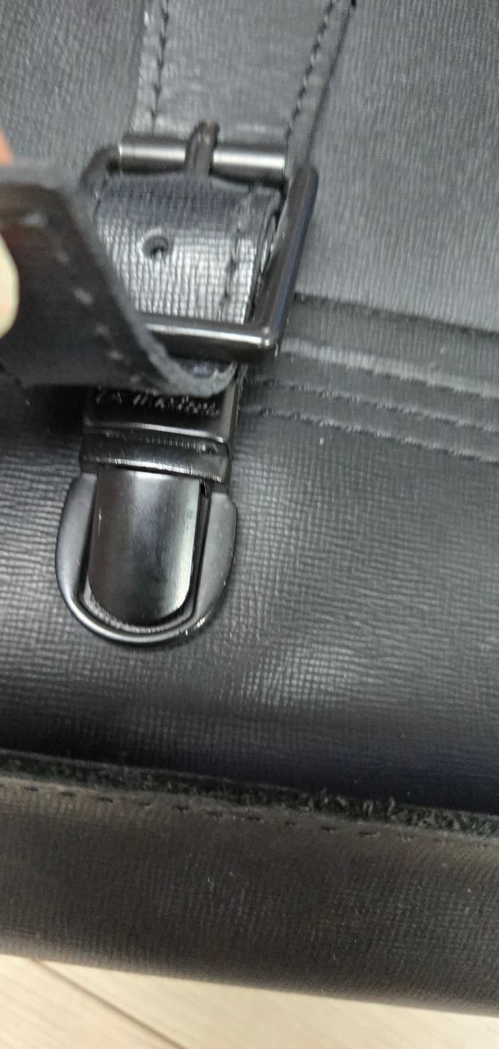 닥터마틴 15인치 사첼백  상품이미지6