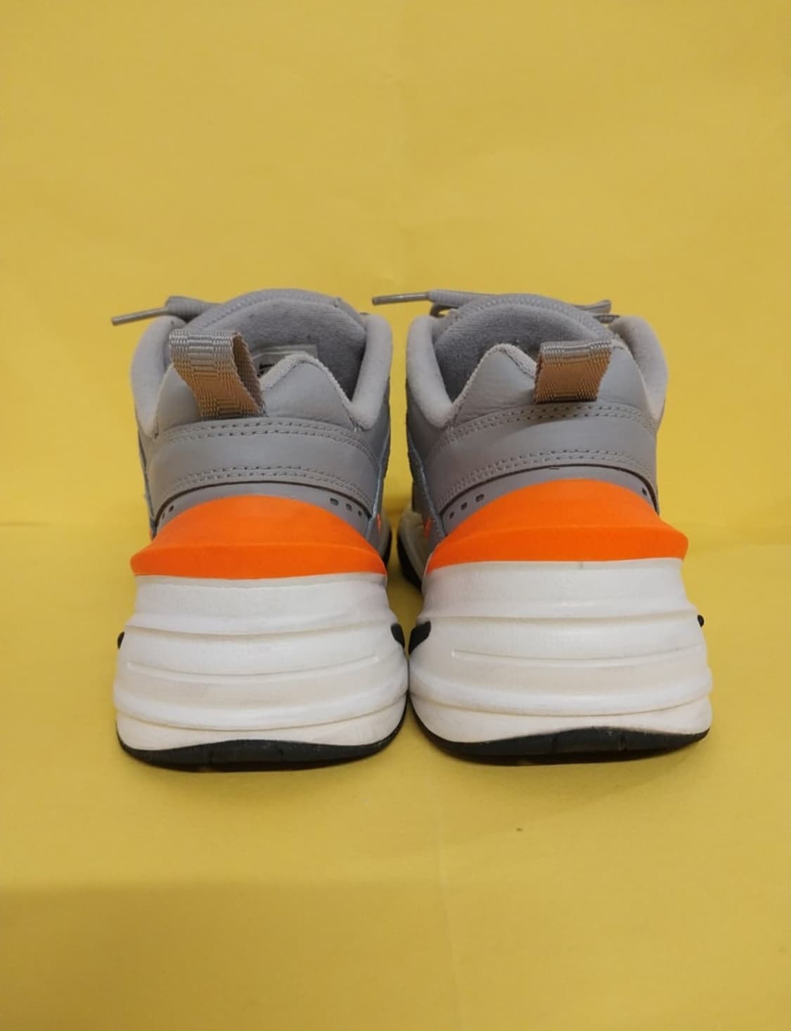 여성 나이키 M2K 테크노 아트모스피어 그레이 팬텀 운동화 (240) 상품이미지4