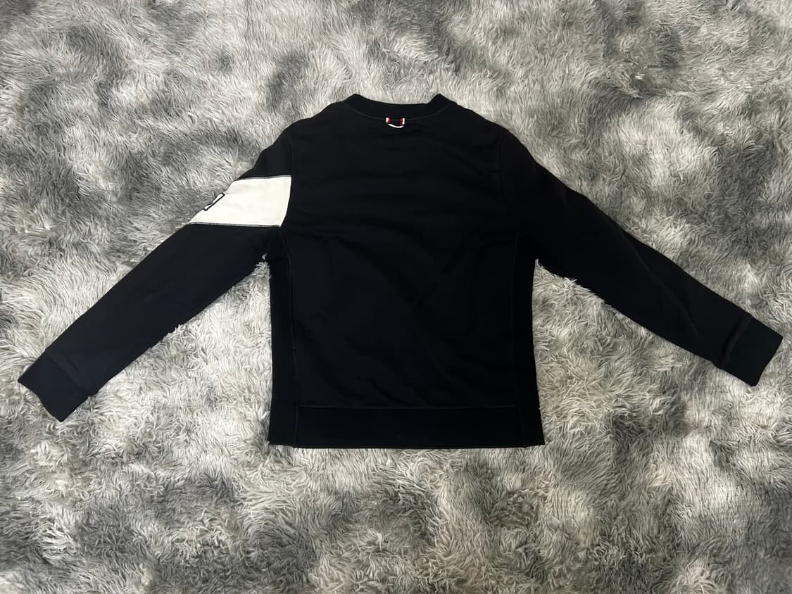 [사이즈S] 몽클레어 감마블루 맨투맨 상품이미지2