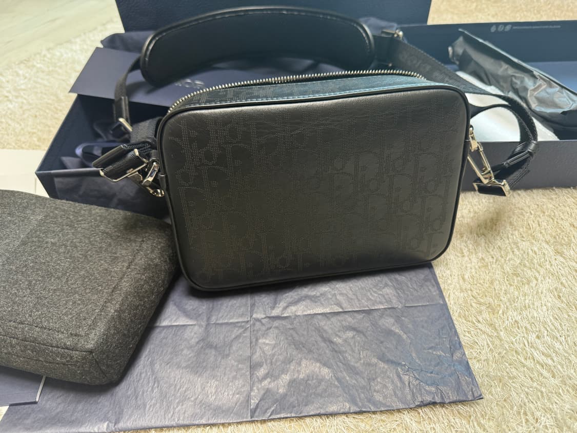 급처가격다운 S+ 디올 겔럭시 오블리크 사파리 메신저백 팝니다. 상품이미지6