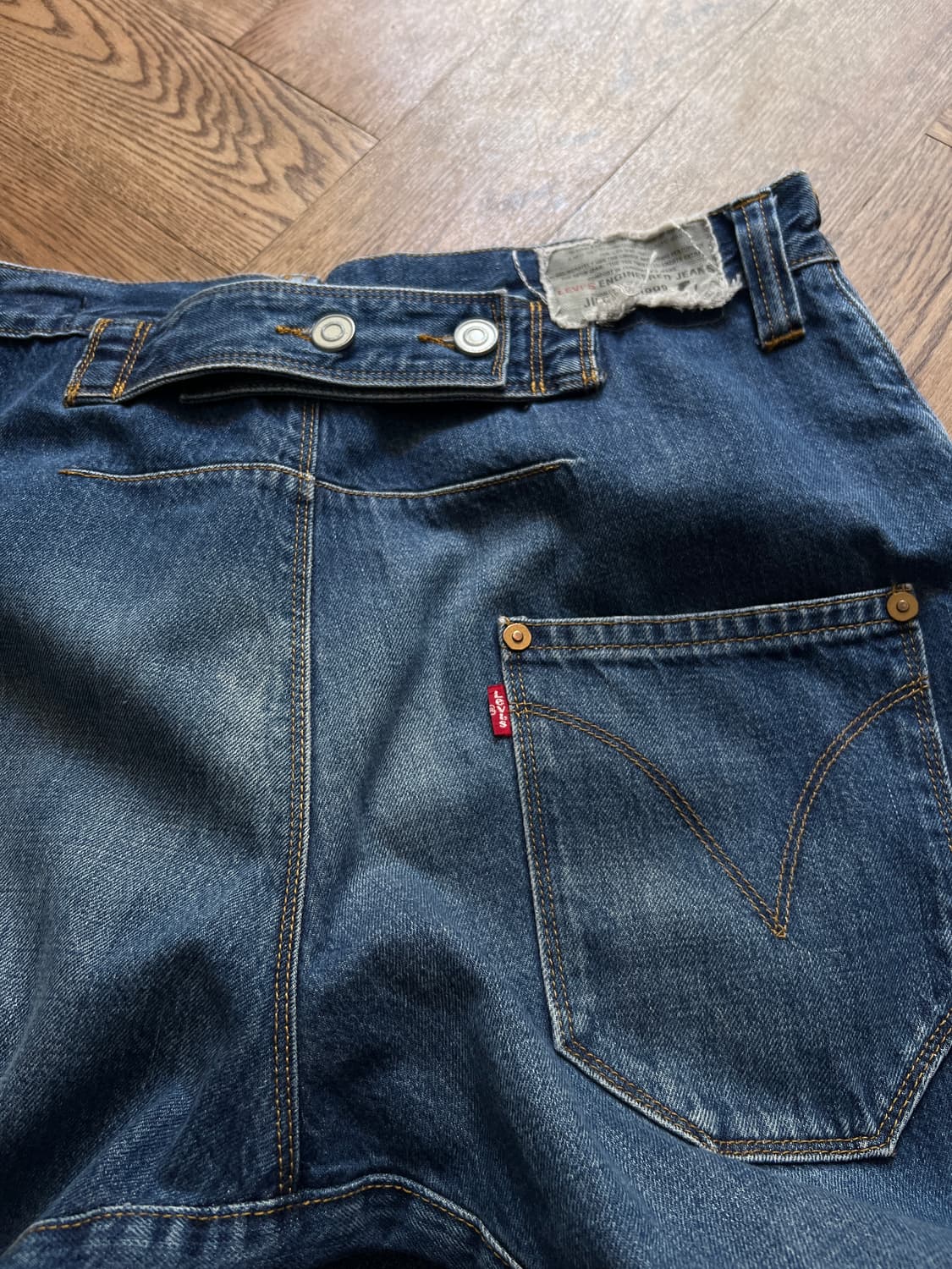 [34]00's 리바이스 엔지니어드진 스컬패치 신치백 데님 팬츠 상품이미지8