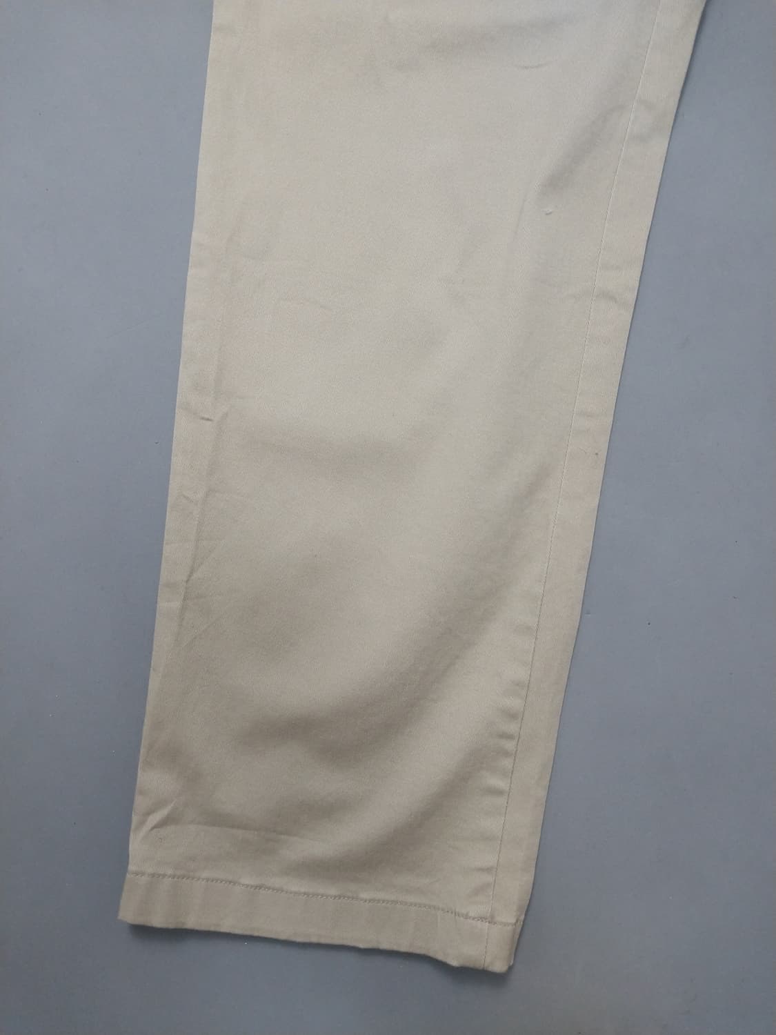 [32] 무신사 스탠다드 레귤러 핏 치노 팬츠 베이지 상품이미지3