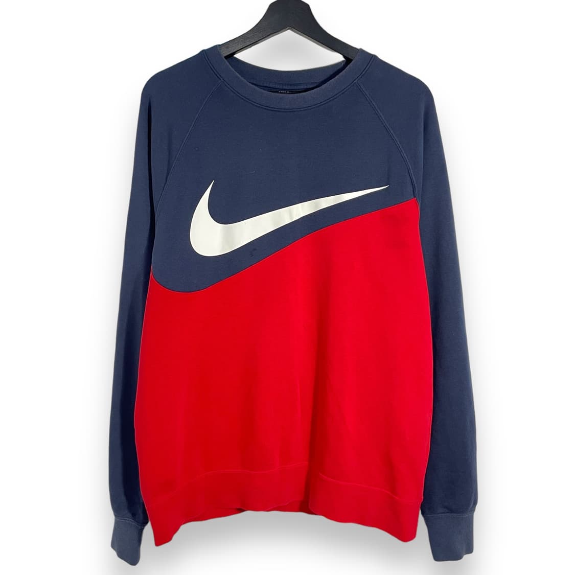 나이키 배색 스우시 맨투맨 상품이미지1