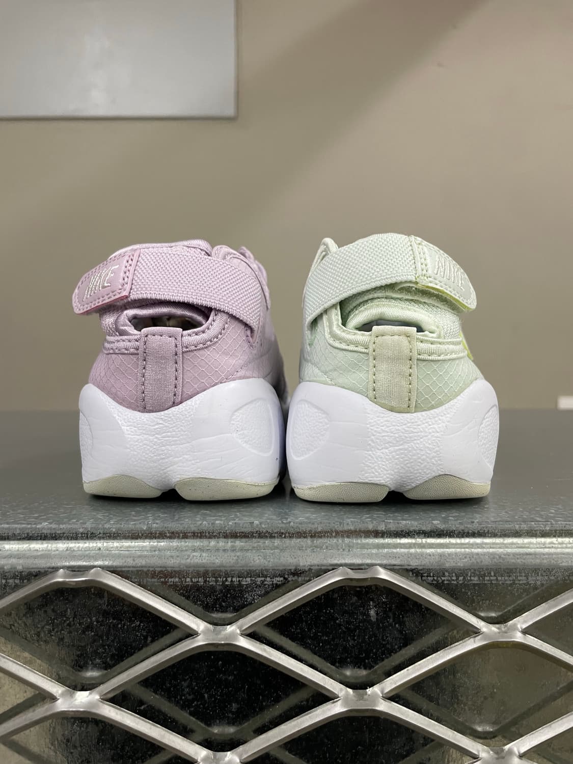 나이키 에어 리프트 우먼스 그린 위스퍼 240 상품이미지3